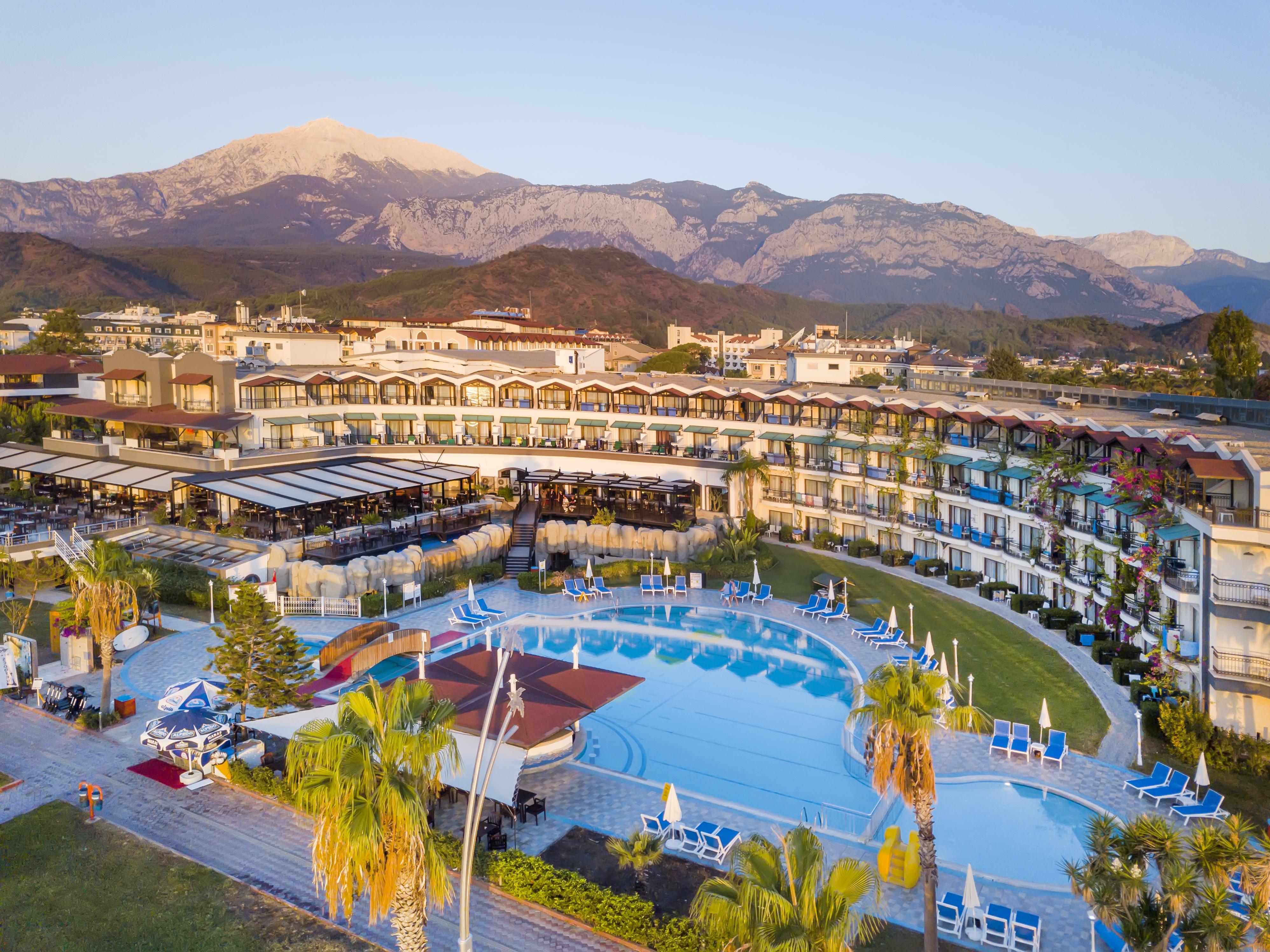 Labada Beach Hotel Çamyuva Buitenkant foto